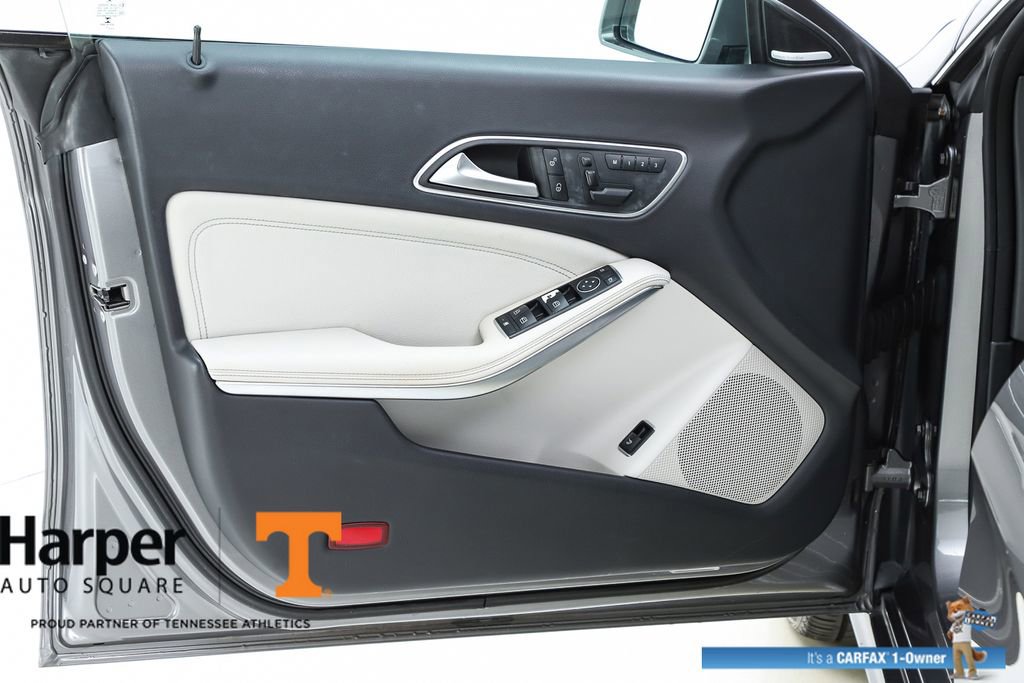 Used 2016 Mercedes-Benz CLA 250 image 18