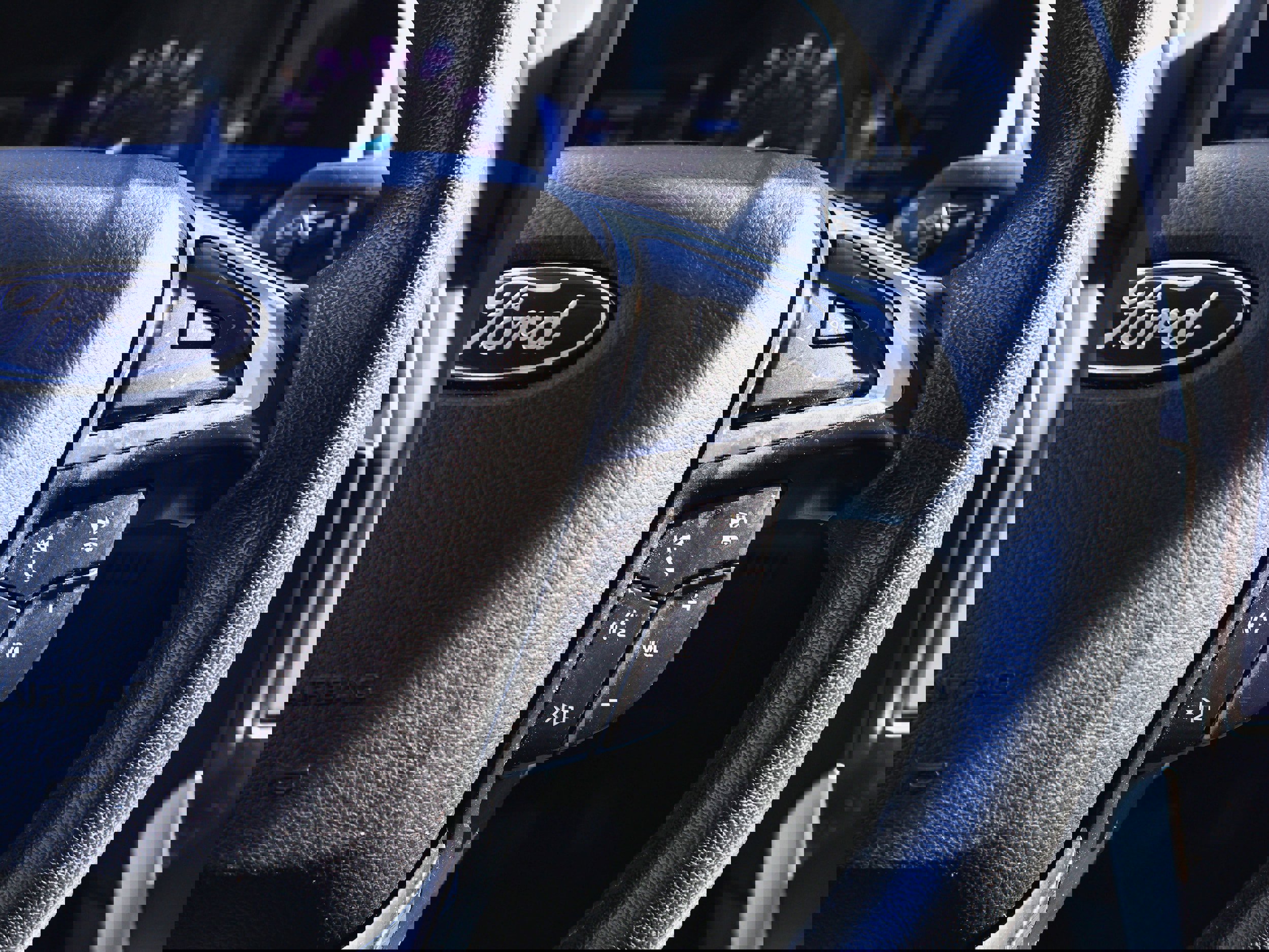 Used 2024 Ford Edge SEL w/ Convenience Package image 23