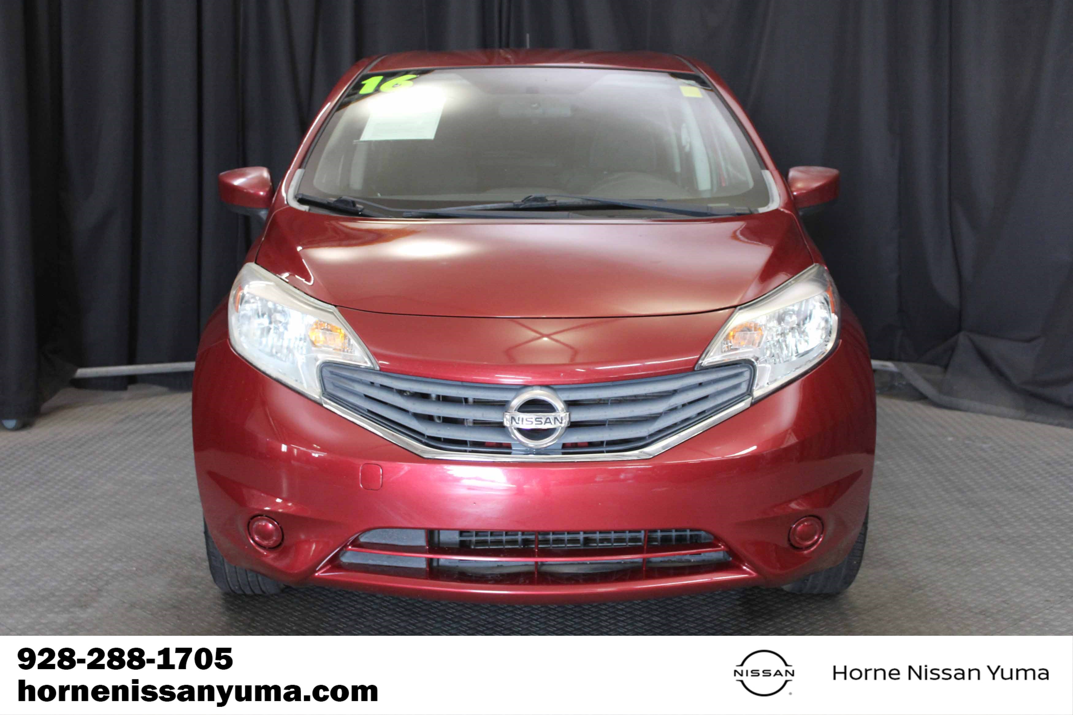 Used 2016 Nissan Versa Note SV FWD image 2