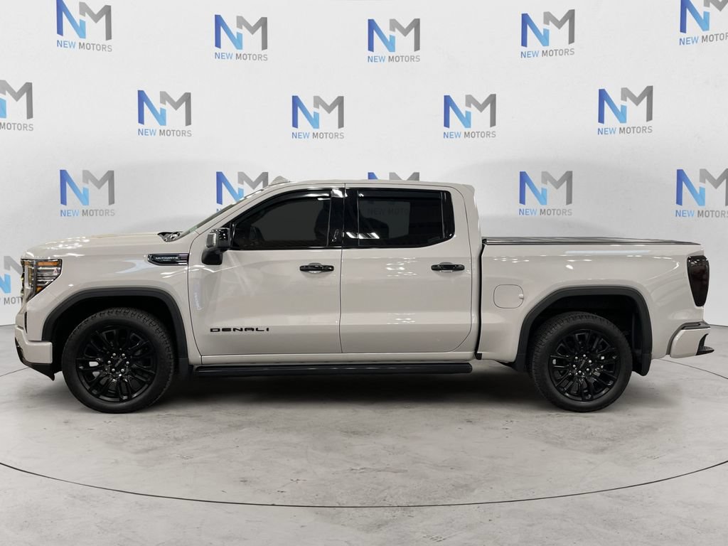 Used 2025 GMC Sierra 1500 Denali Ultimate AWD/4WD image 2