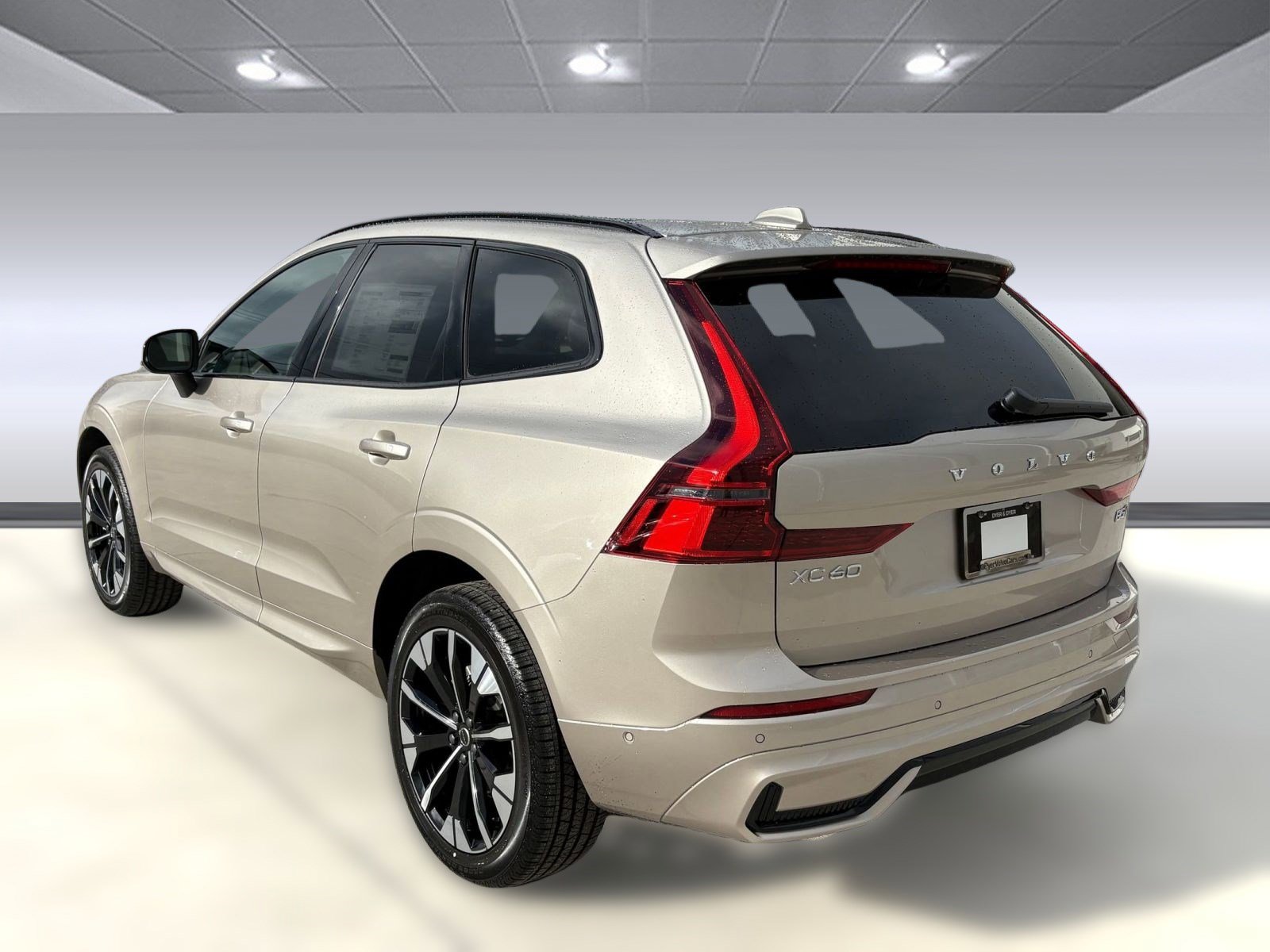 New 2026 Volvo XC60 B5 Plus w/ Climate Package image 3