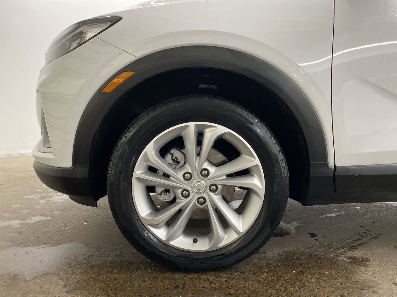 Used 2020 Buick Encore GX Preferred AWD/4WD image 12