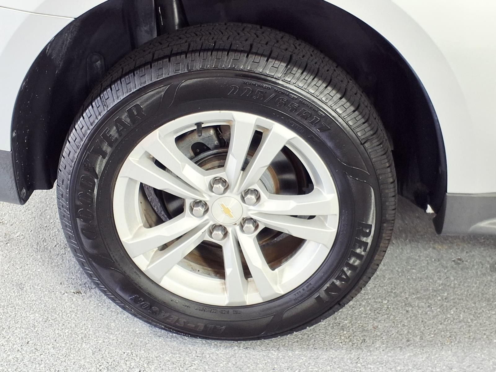 Used 2015 Chevrolet Equinox LT w/ Driver Convenience Package FWD image 6