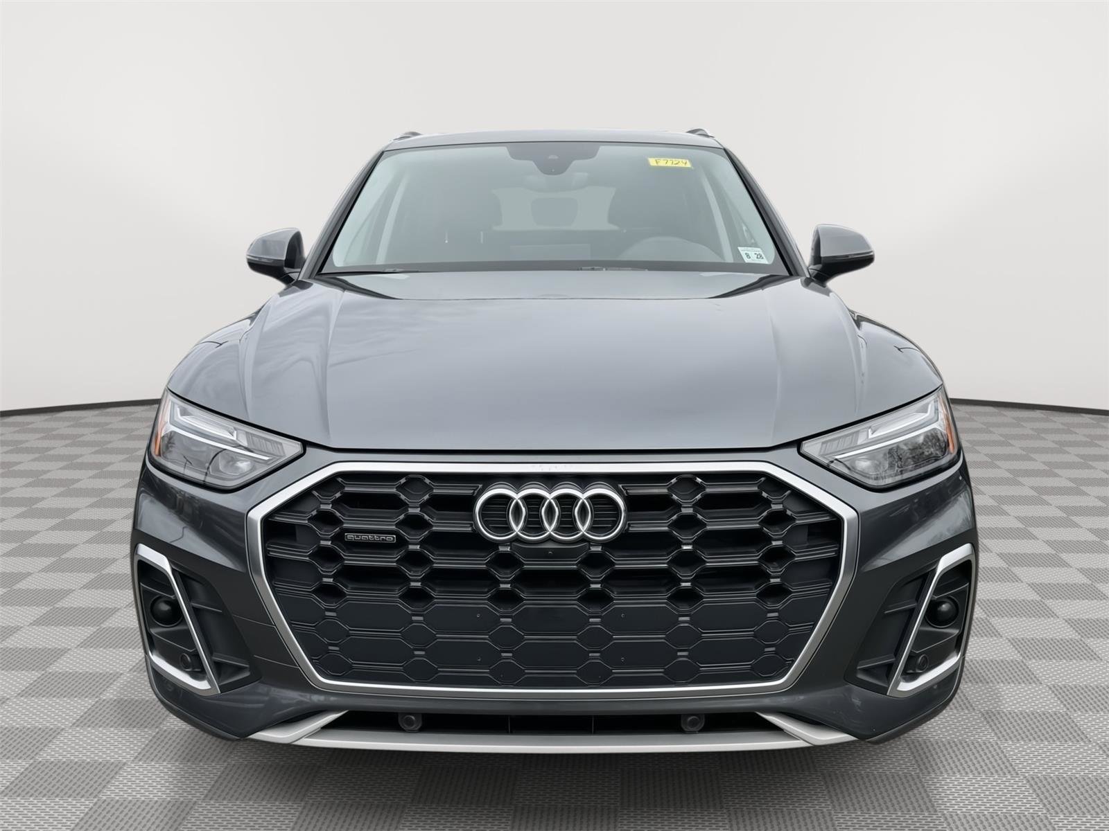 Used 2023 Audi Q5 2.0T Premium Plus w/ Premium Plus Package image 2