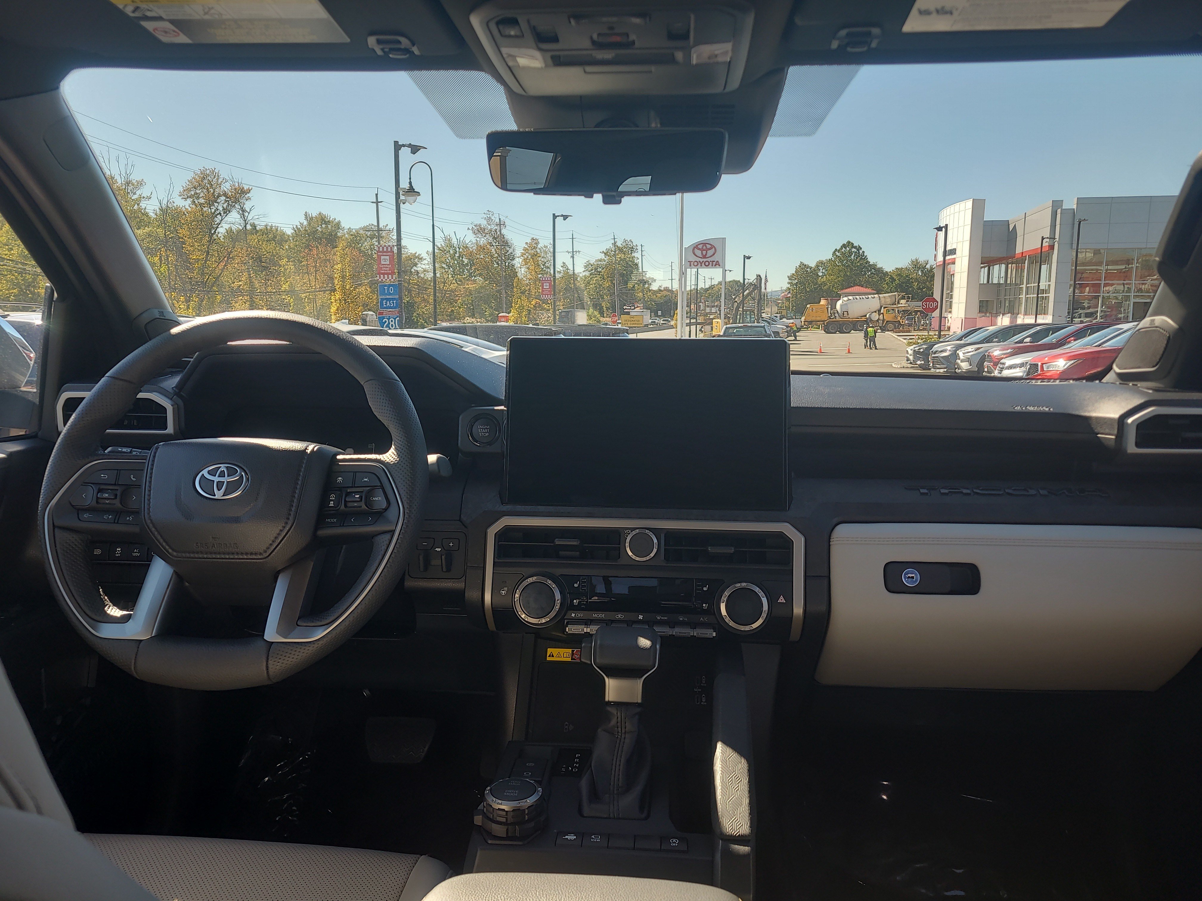 Certified 2026 Toyota Tacoma Limited AWD/4WD image 18