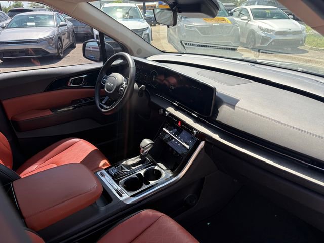 Used 2024 Kia Carnival SX image 11