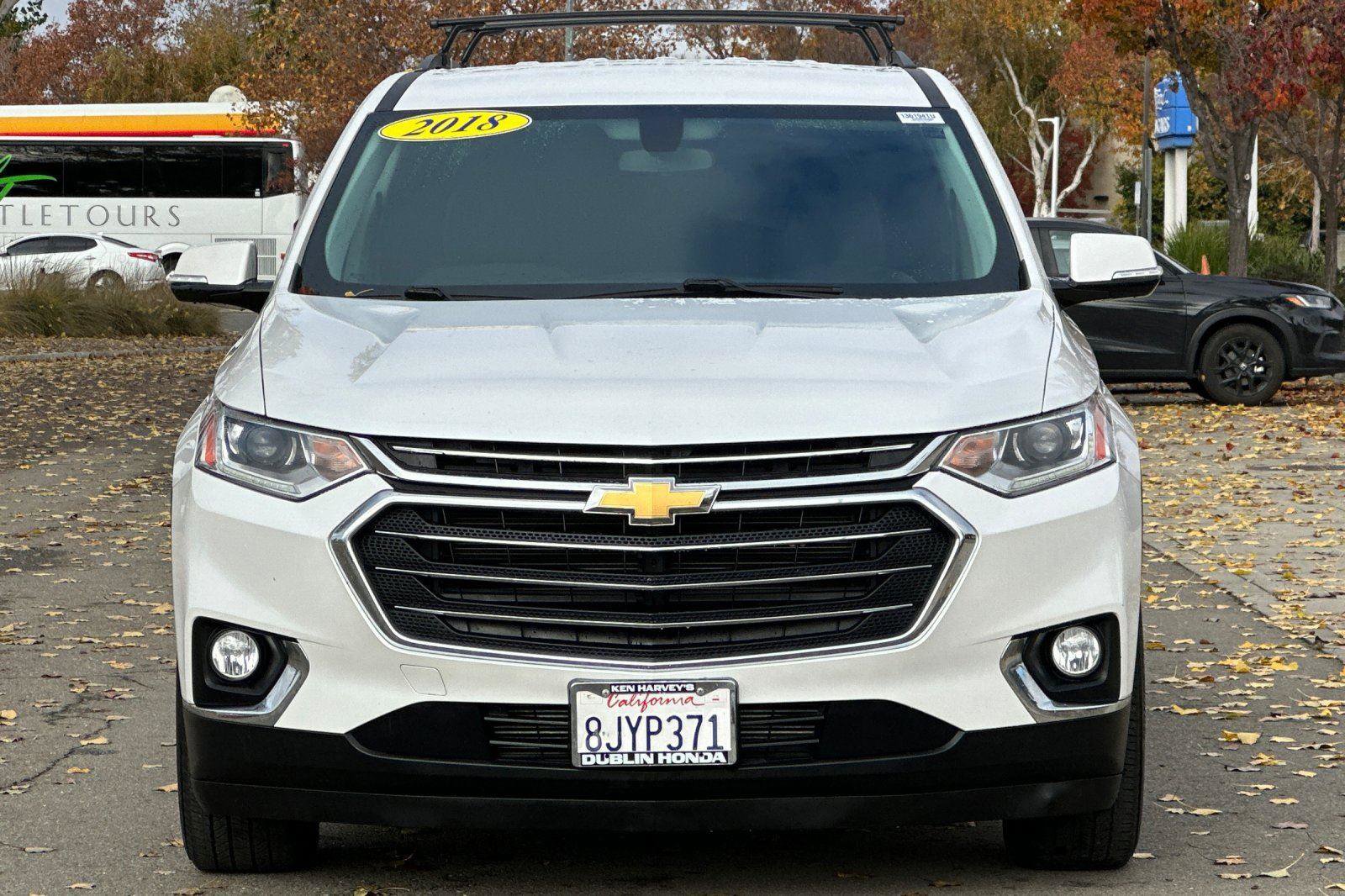Used 2018 Chevrolet Traverse LT image 9