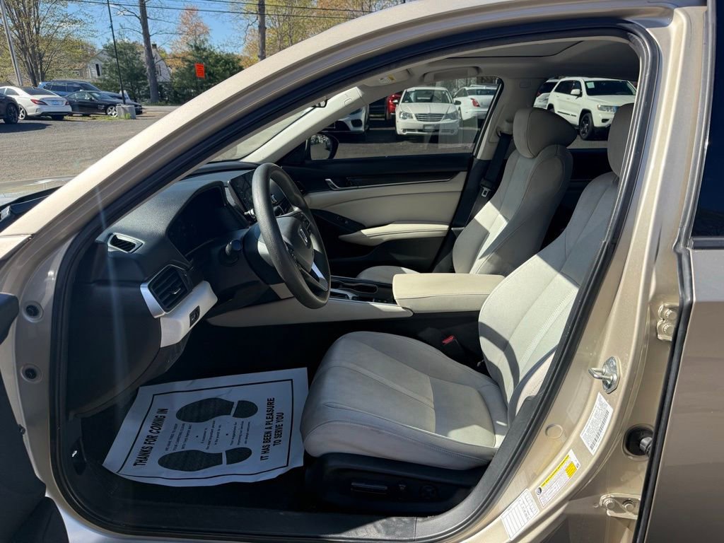 Used 2020 Honda Accord EX image 12