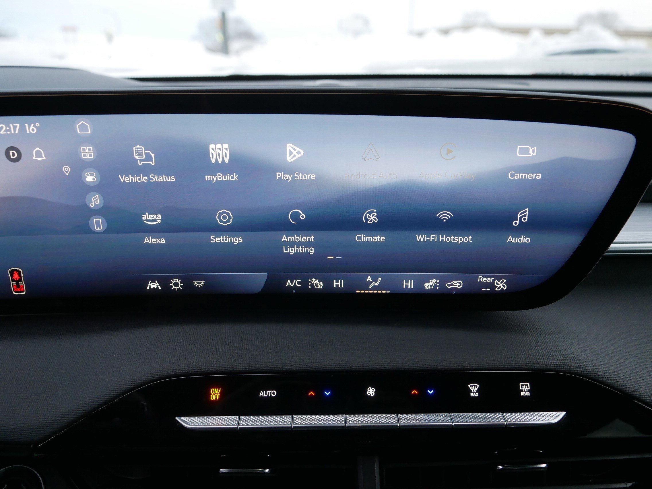 Certified 2025 Buick Enclave Preferred image 22