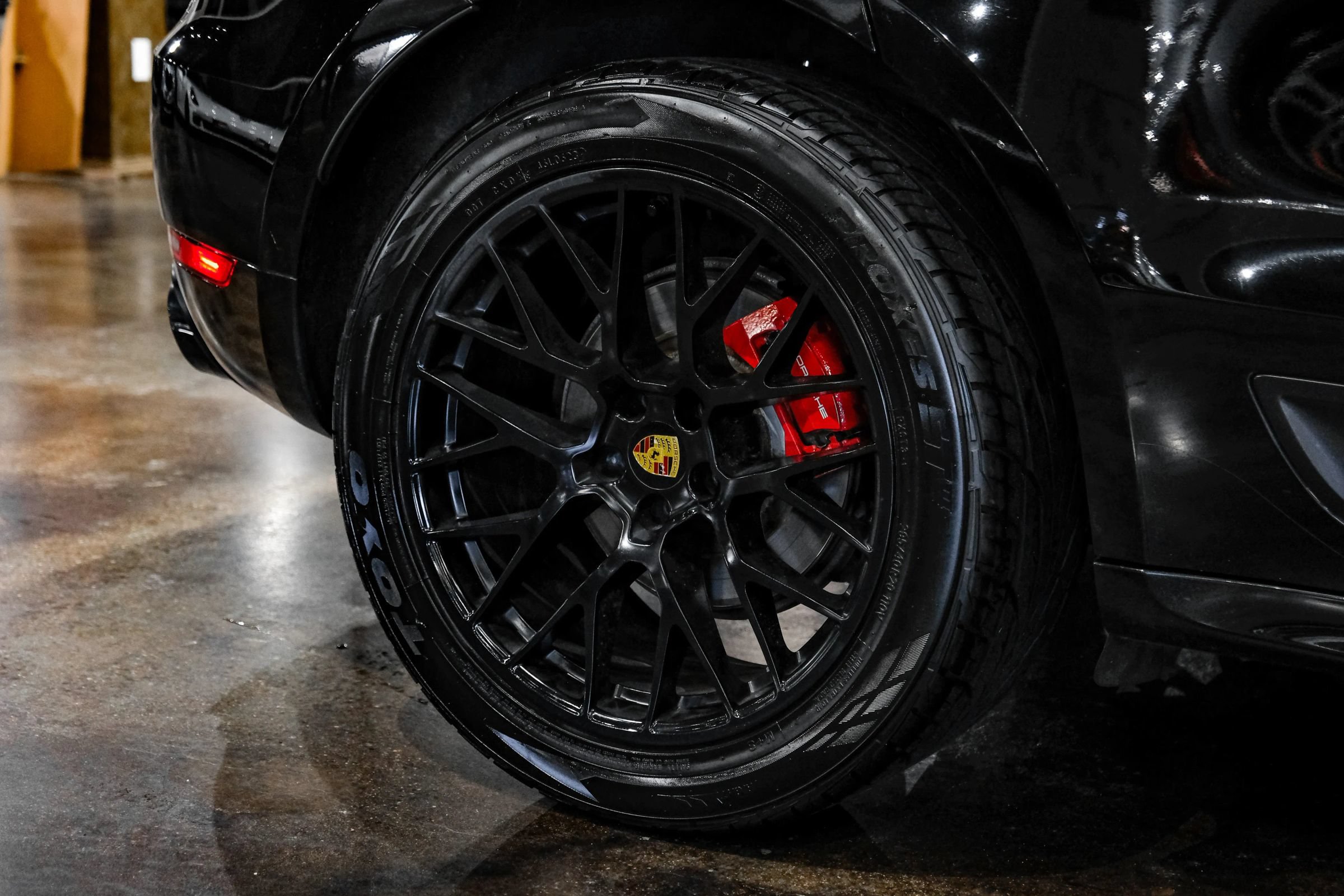 Used 2017 Porsche Macan GTS AWD/4WD image 67