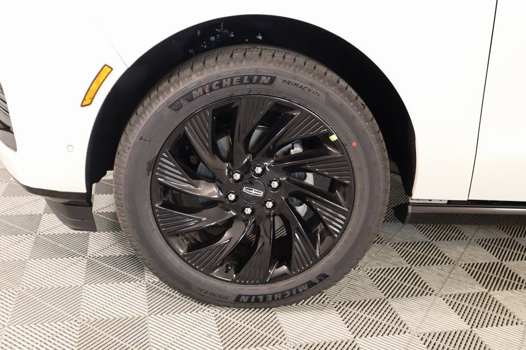 New 2025 Lincoln Navigator Reserve w/ Jet Appearance Package image 19