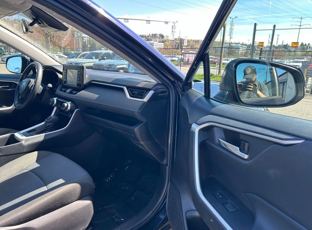 Certified 2022 Toyota RAV4 XLE image 15