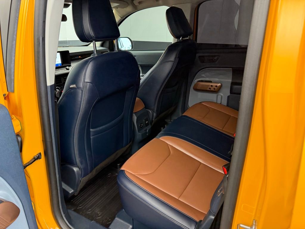 Used 2022 Ford Maverick Lariat w/ Lariat Luxury Package AWD/4WD image 45