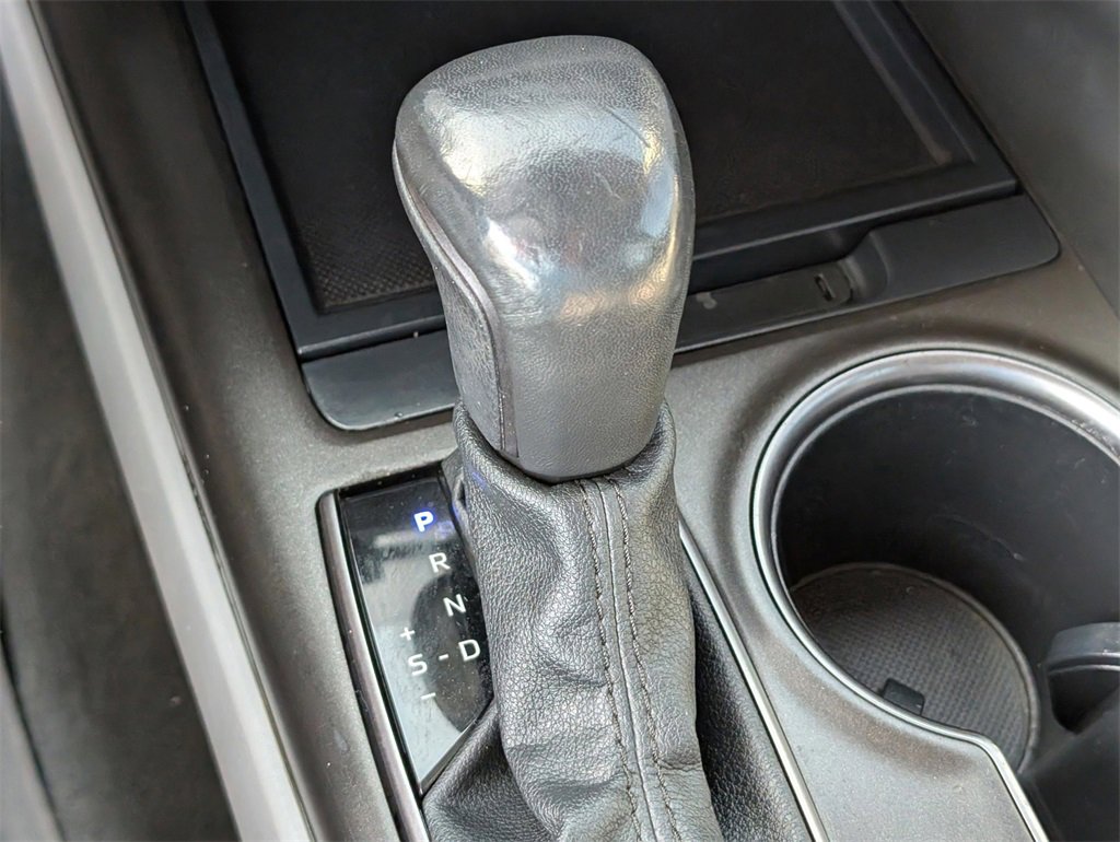 Used 2023 Toyota Camry SE image 25