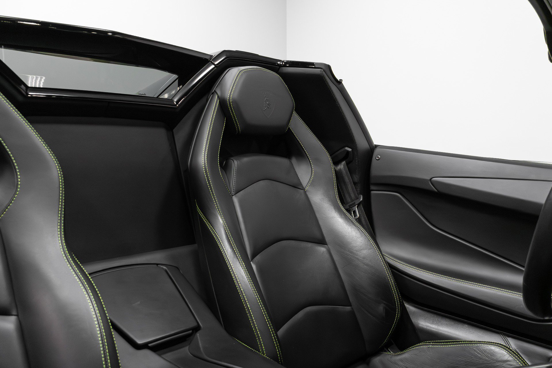 Used 2015 Lamborghini Aventador LP 700-4 image 20