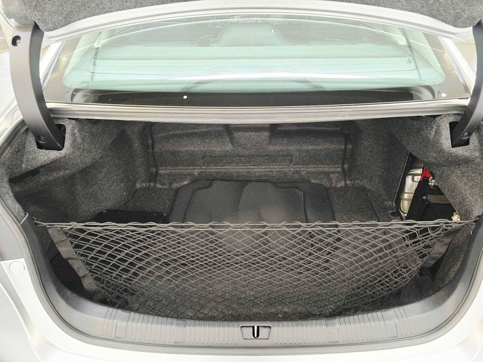 Used 2015 Toyota Avalon Limited FWD image 28