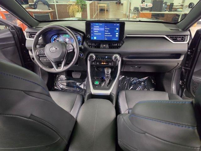 Used 2024 Toyota RAV4 XSE w/ Weather Package AWD/4WD image 10