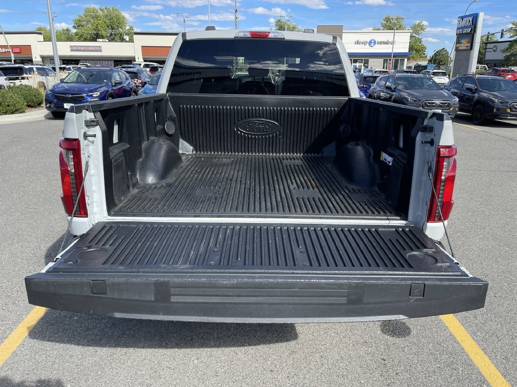 Used 2024 Ford F150 XLT w/ XLT Black Appearance Package AWD/4WD image 41
