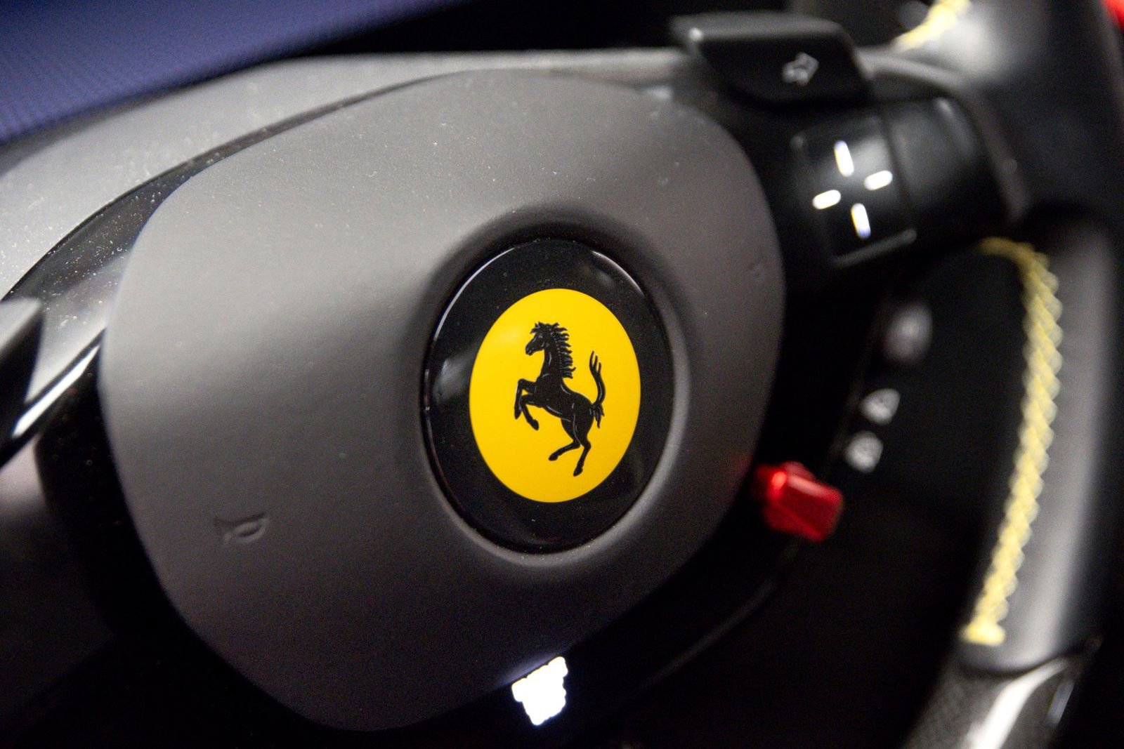 Used 2022 Ferrari Roma RWD image 16