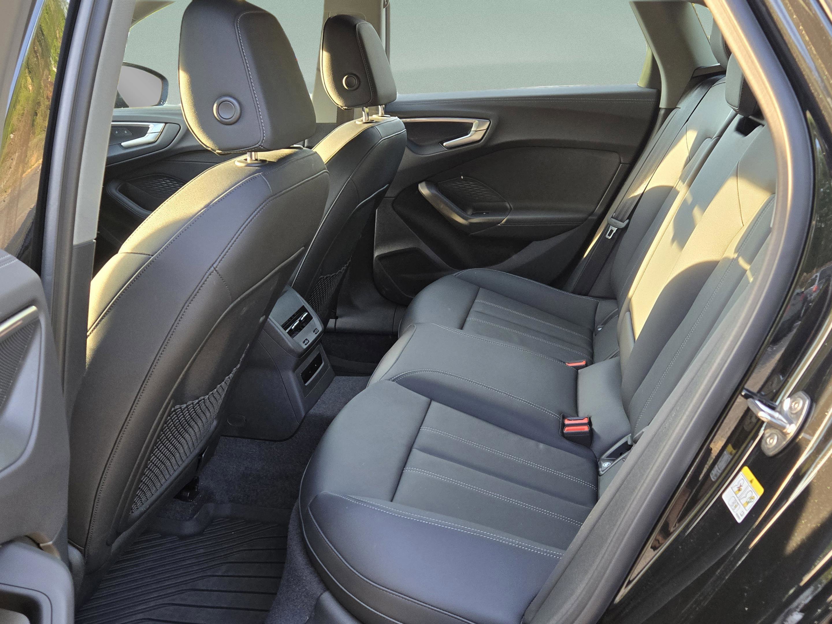 Used 2025 Audi A5 2.0T Premium w/ Convenience Package image 10