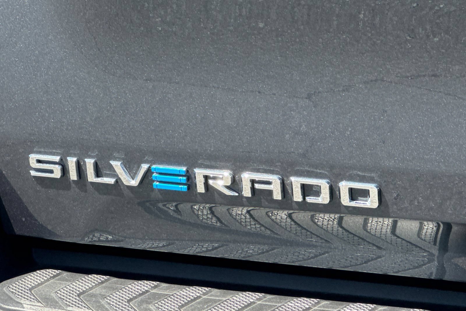 Used 2026 Chevrolet Silverado EV LT w/ Plus Package AWD/4WD image 47