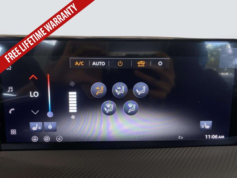 New 2026 Nissan Kicks SR w/ SR Premium Package FWD image 33