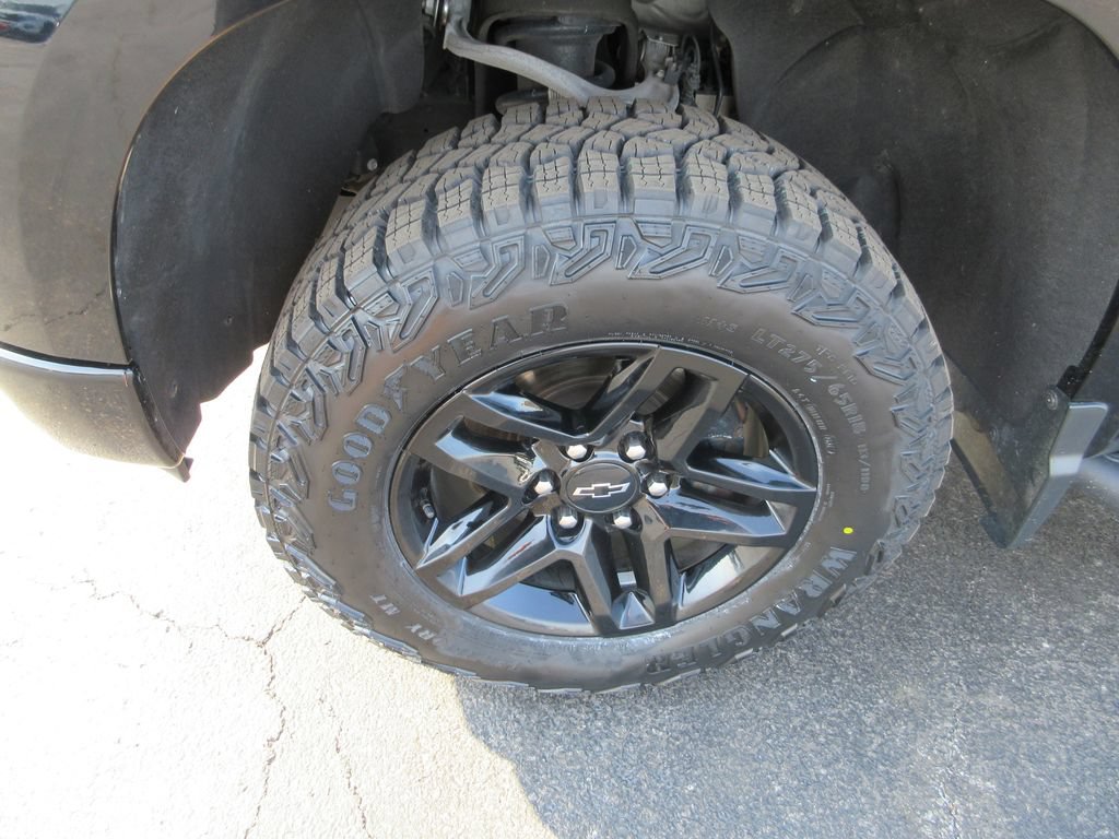 Certified 2023 Chevrolet Silverado 1500 LT Trail Boss w/ LT Trail Boss Premium Package AWD/4WD image 14