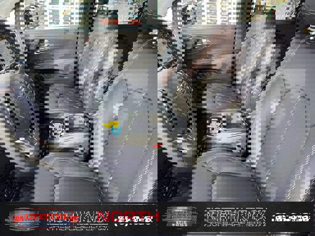 New 2026 Chrysler Voyager LX image 4