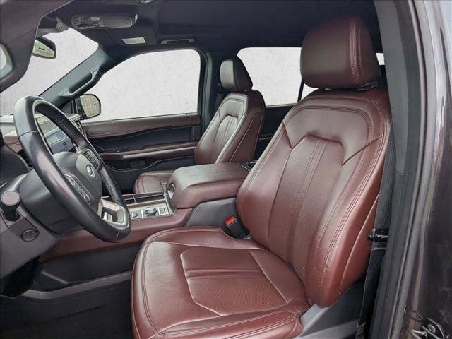 Used 2024 Ford Expedition Limited image 17