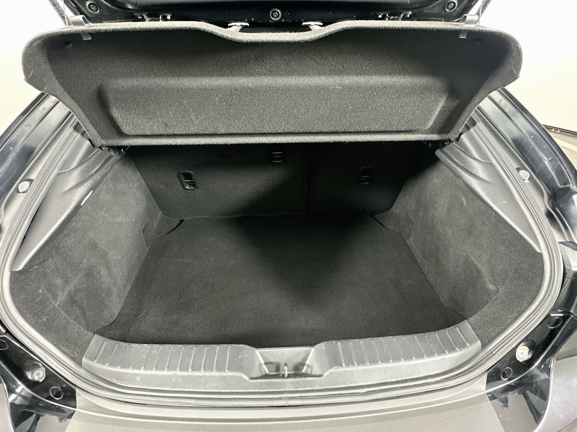 Used 2024 MAZDA MAZDA3 s FWD image 29