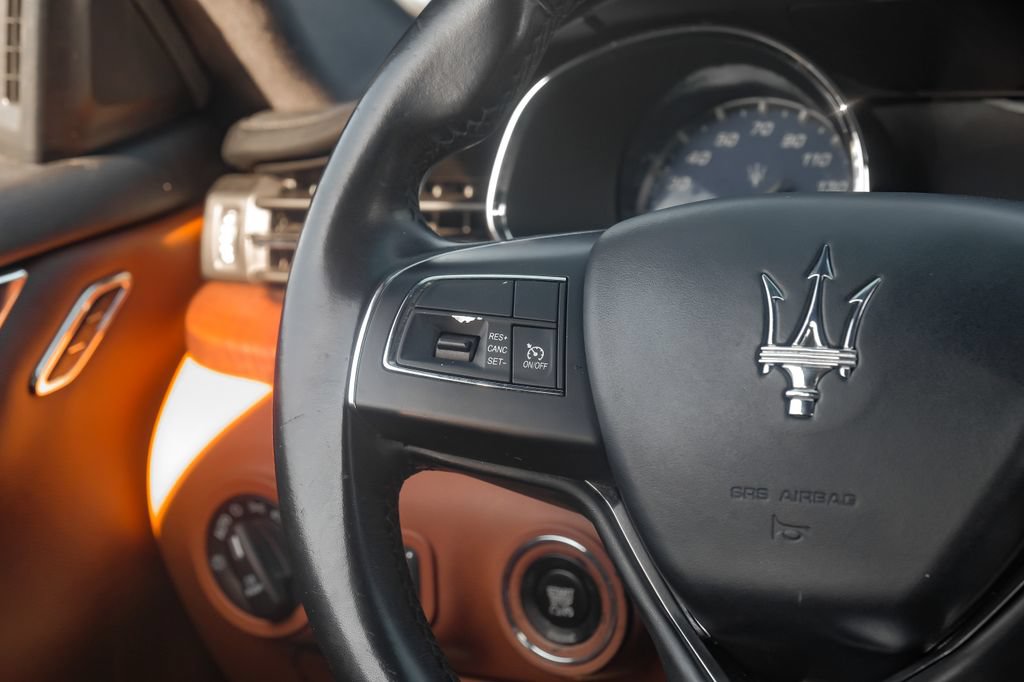 Used 2016 Maserati Quattroporte S RWD image 15