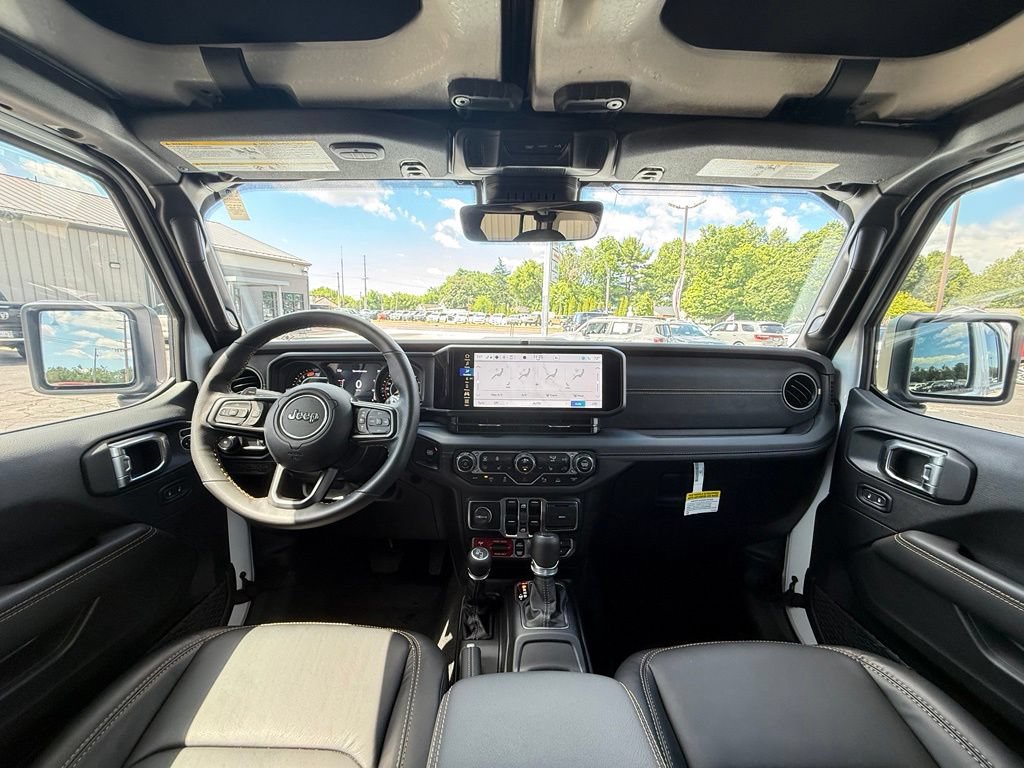 Used 2025 Jeep Wrangler Unlimited Rubicon 392 AWD/4WD image 26