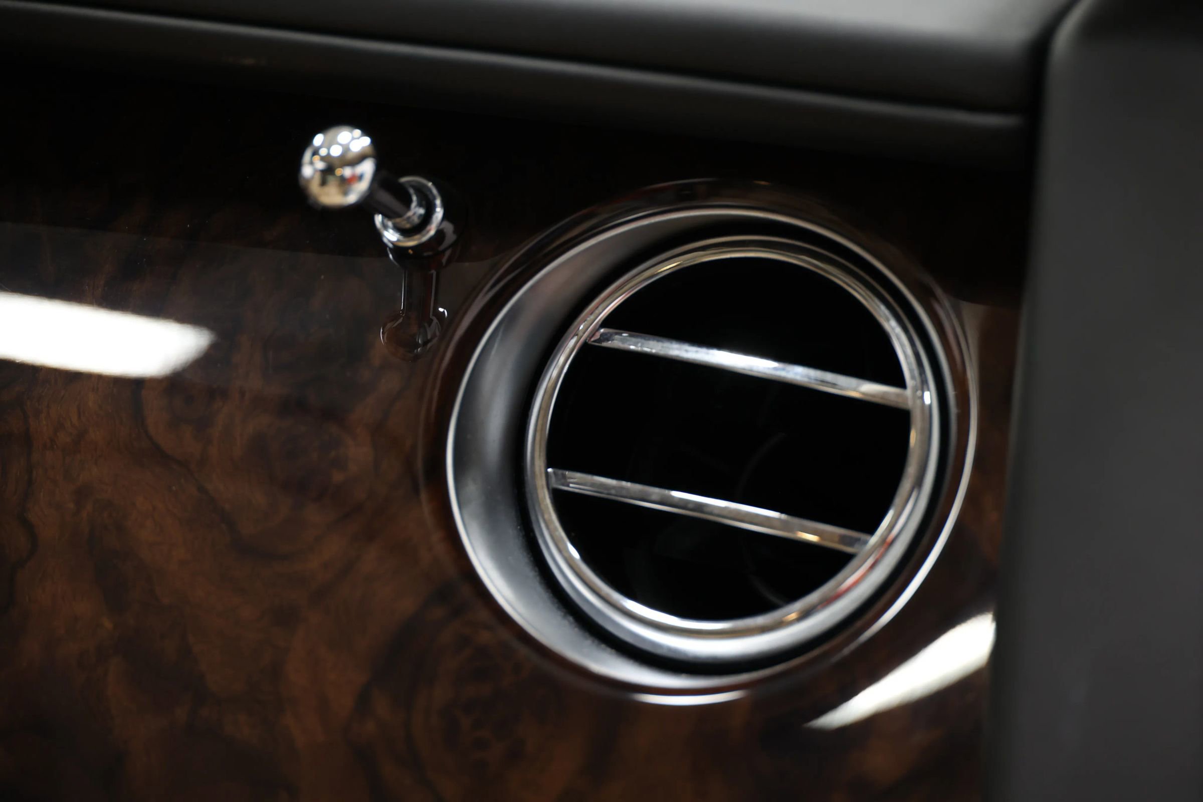 Used 2011 Rolls-Royce Ghost Sedan 4D image 92