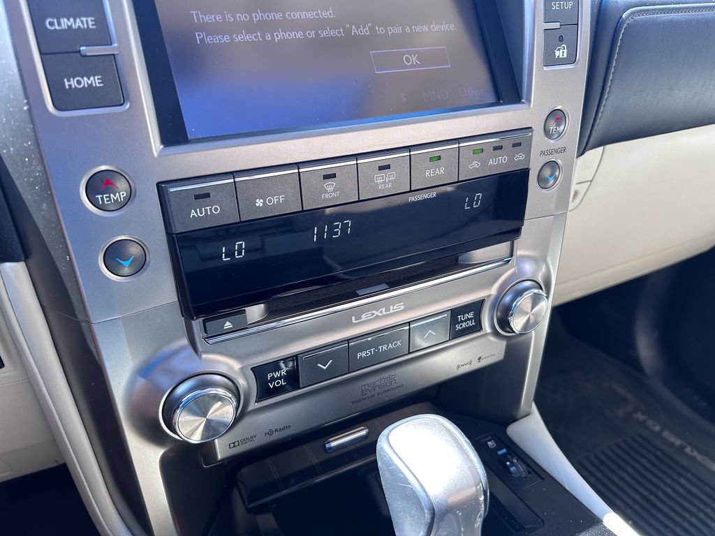 Used 2021 Lexus GX 460 Luxury w/ Sport Design Package AWD/4WD image 30