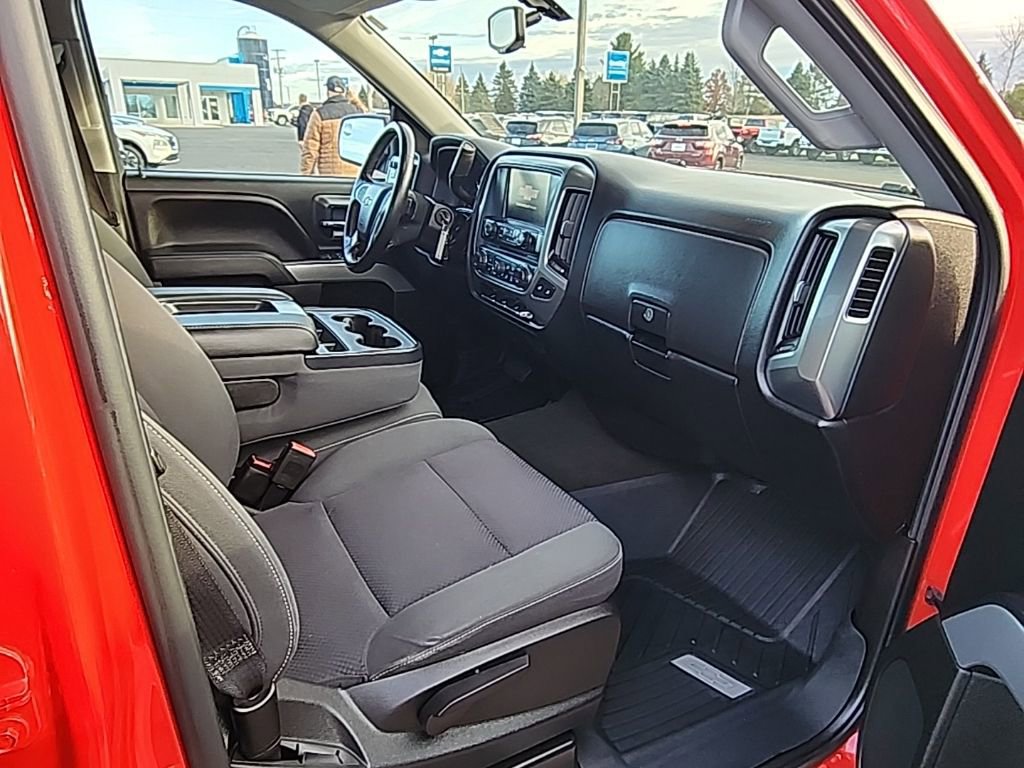 Used 2018 Chevrolet Silverado 1500 LT w/ All Star Edition image 15