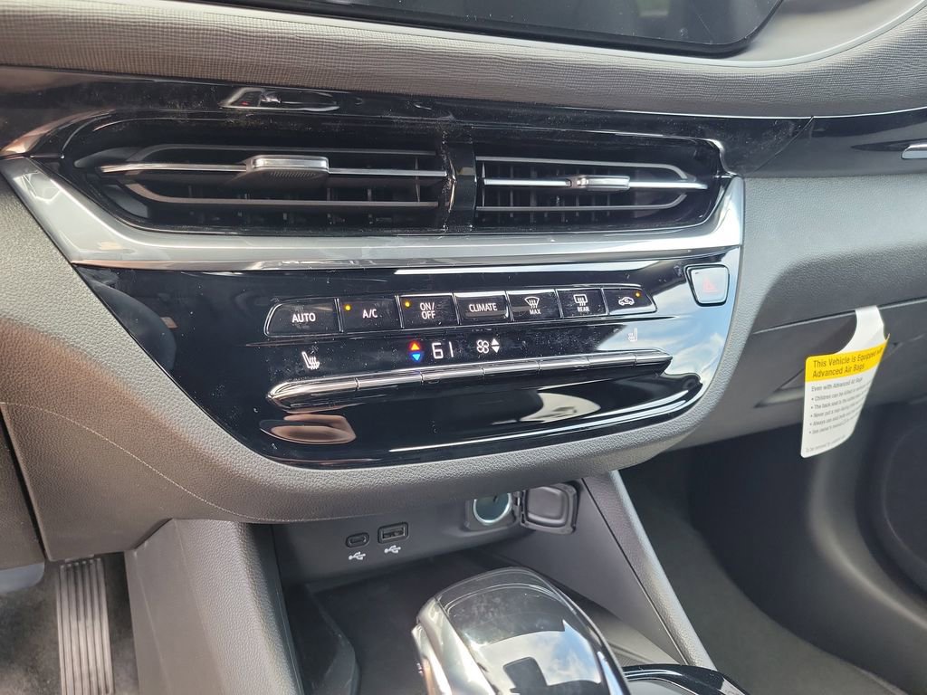 New 2025 Buick Envista Avenir image 25
