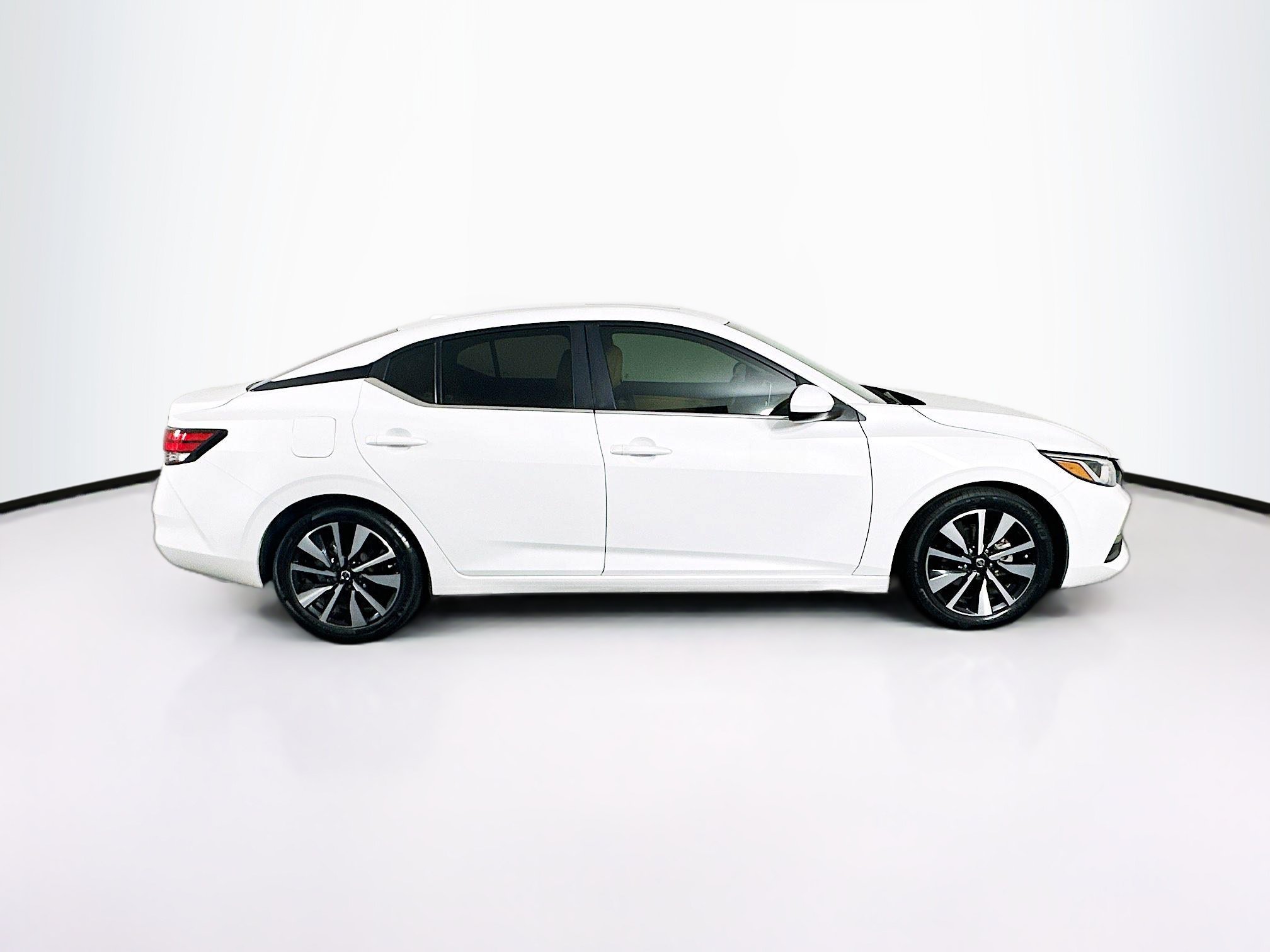 Used 2023 Nissan Sentra SV w/ SV Premium Package FWD image 10