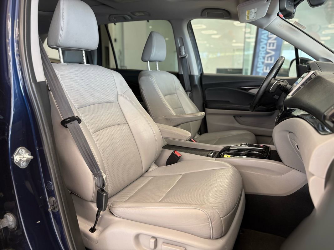 Used 2017 Honda Pilot Elite image 25