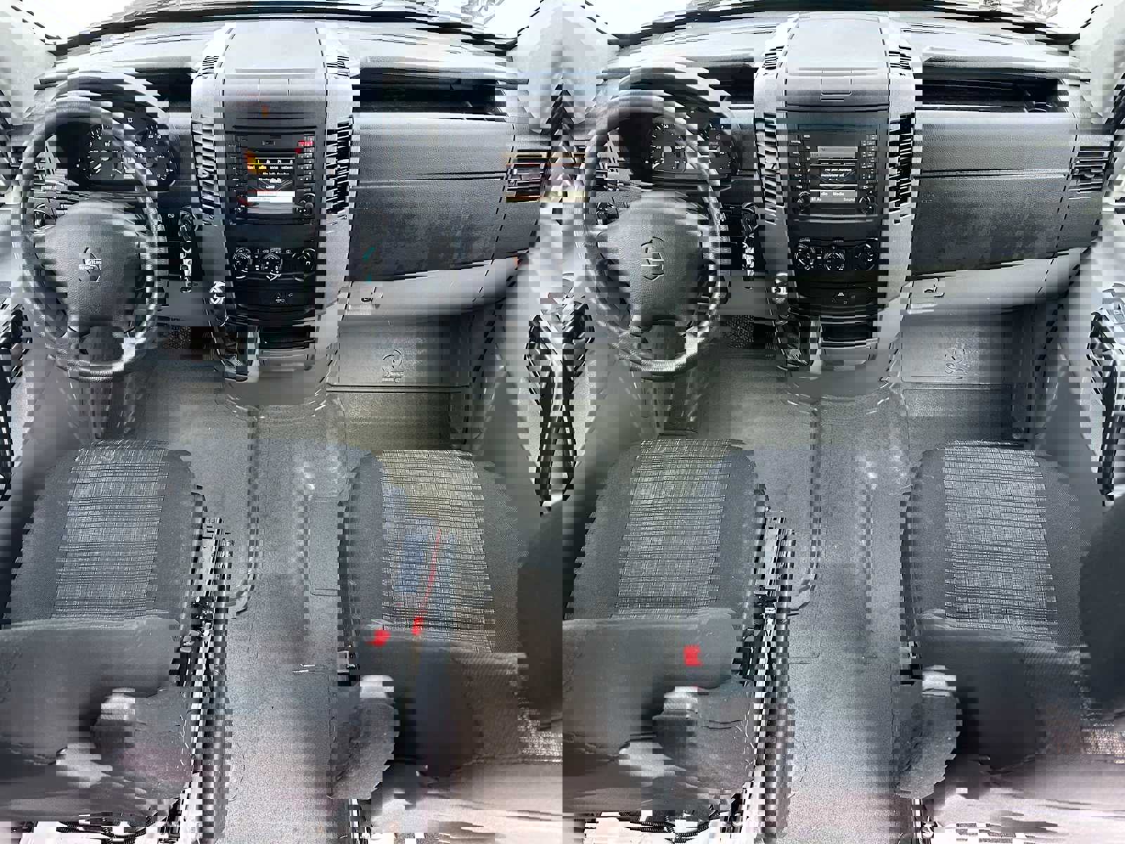 Used 2016 Freightliner Sprinter 2500 image 16