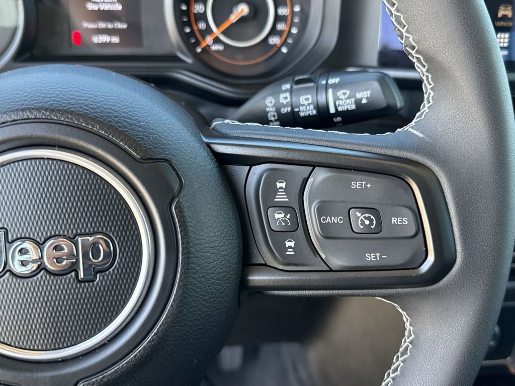 Used 2025 Jeep Wrangler Sport S image 26