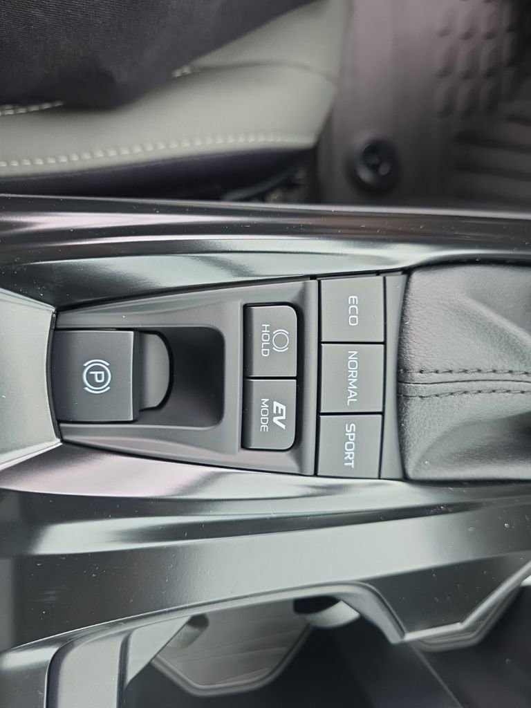 New 2026 Toyota Camry SE FWD image 21
