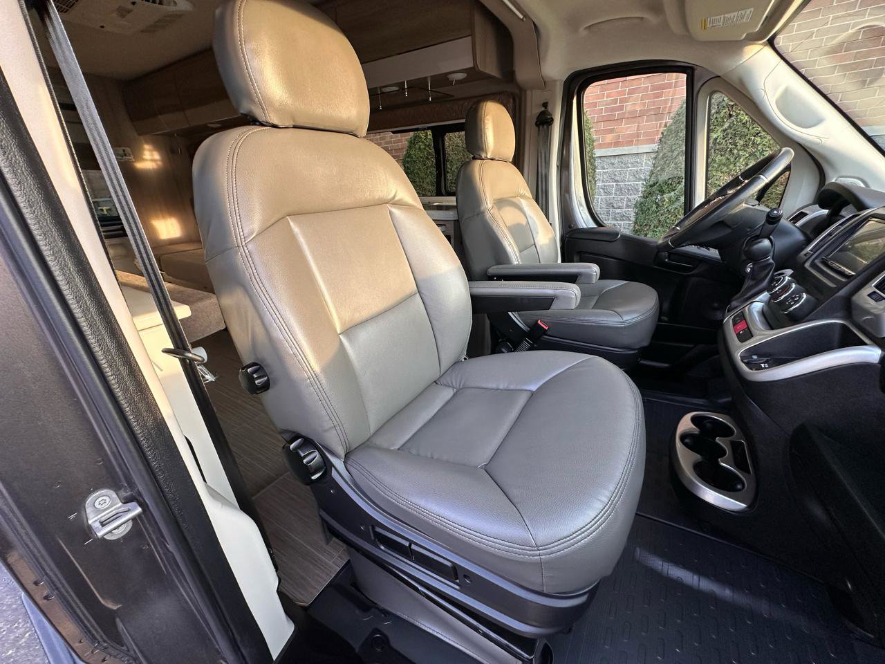 Used 2021 RAM ProMaster 3500 w/ Convenience Group image 53