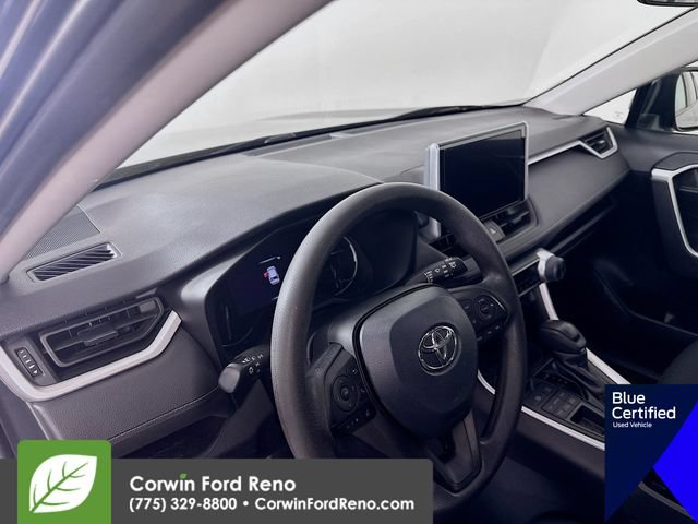Used 2023 Toyota RAV4 LE AWD/4WD image 11