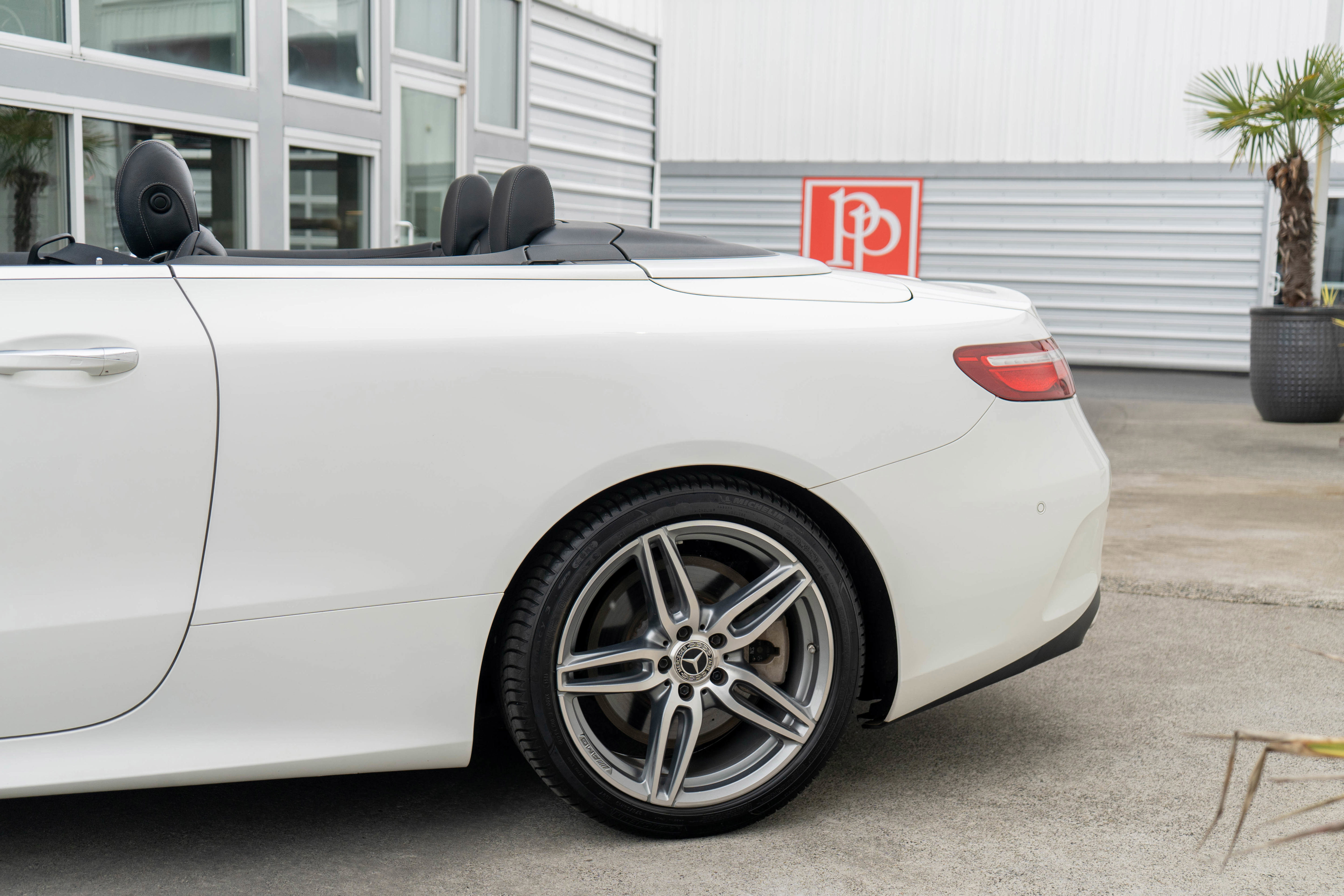 Used 2018 Mercedes-Benz E 400 Cabriolet w/ Premium 3 Package image 5