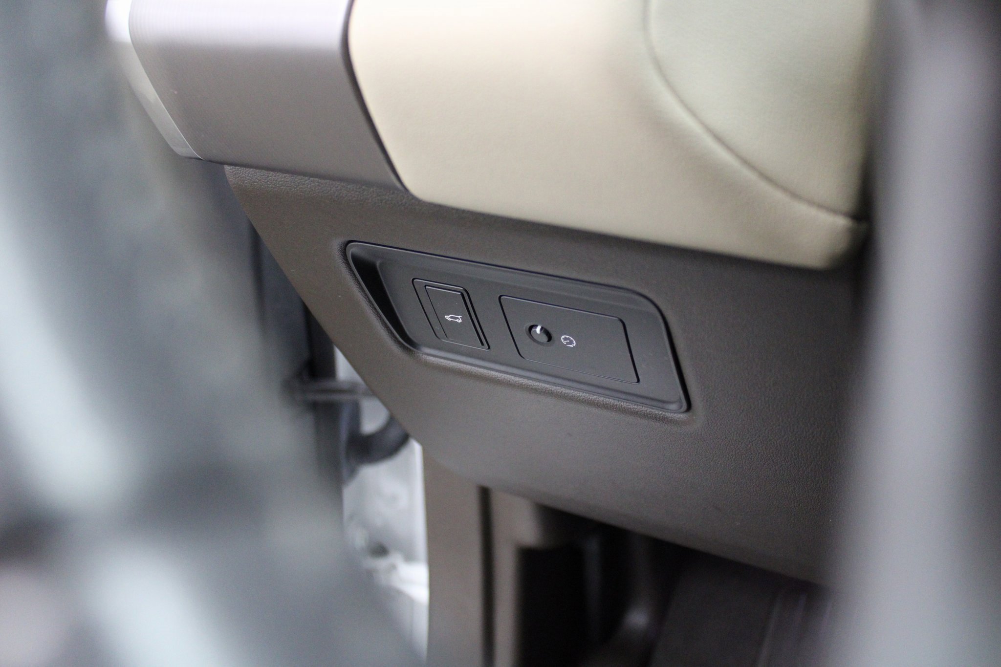 Used 2019 Land Rover Range Rover Sport HSE image 31