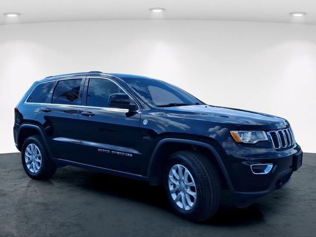 Used 2021 Jeep Grand Cherokee Laredo AWD/4WD image 4