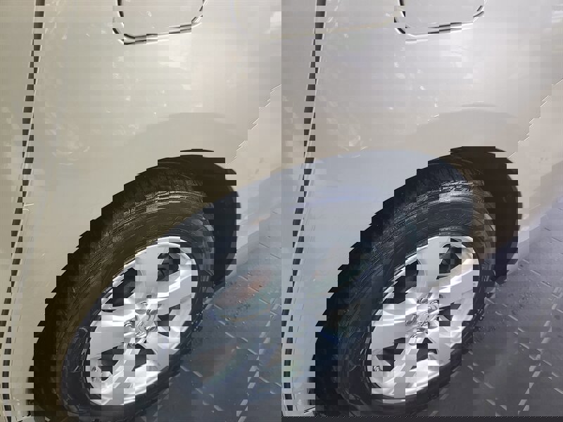 Used 2014 Toyota Sienna LE image 33