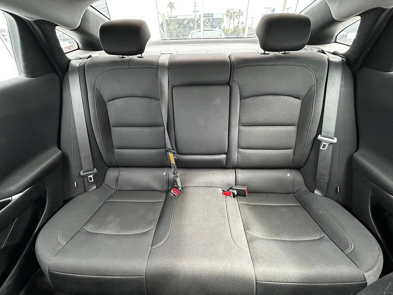 Used 2022 Chevrolet Malibu LT FWD image 7