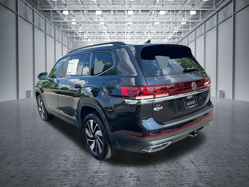 Used 2025 Volkswagen Atlas SE AWD/4WD image 6