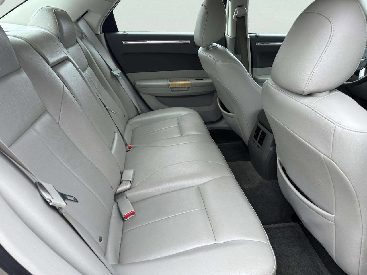 Used 2008 Chrysler 300 Limited image 14